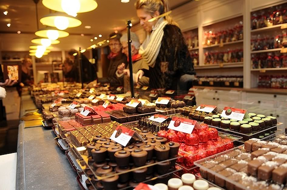 brændstof Kommunist Sygeplejeskole Valentino Chocolates : Sweet Moments - The Belgian Chocolate Shop in  Seaford East Sussex!