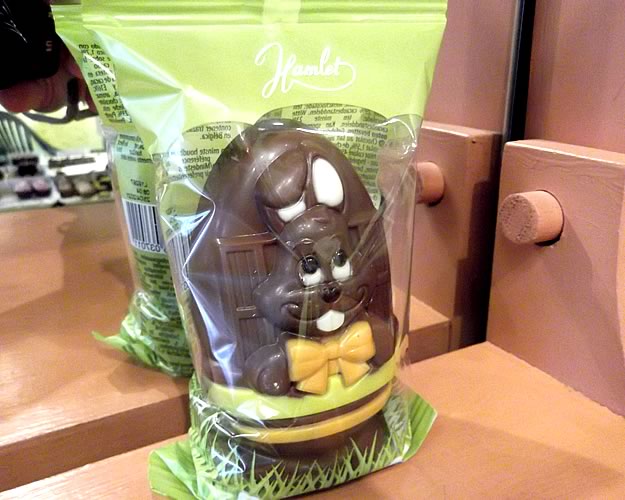 (image for) Hamlet Milk Chocolate Decorated Easter Figure 50g