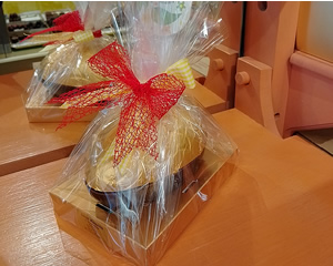 (image for) Top Quality Handmade Easter Egg + Chocolates 390g size